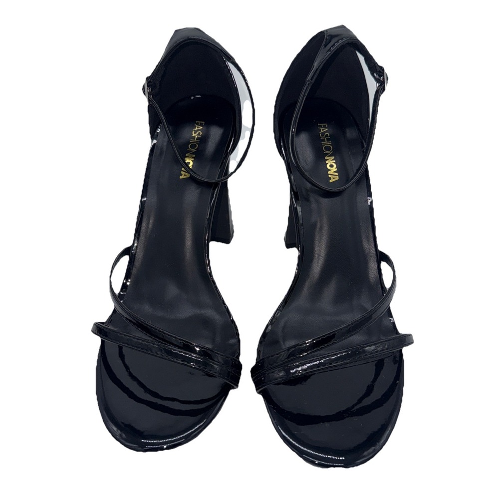 Fashion Nova womans high‎ heel dress shoe size 9 Strappy Heels